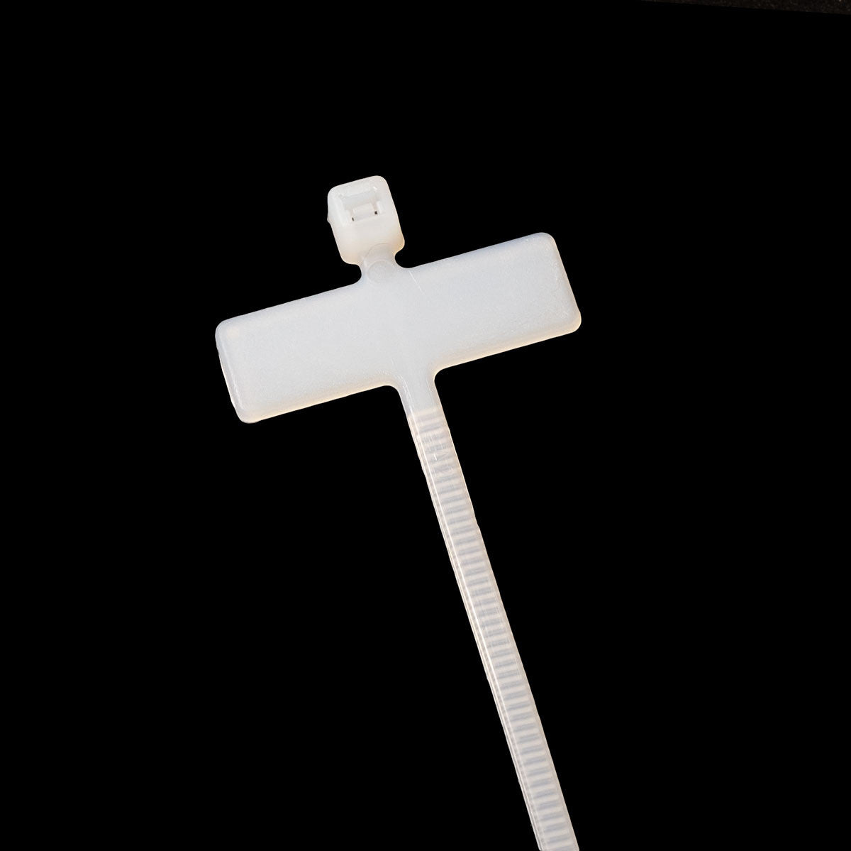 Gravata de nylon para bandeira 2,5x200mm 66