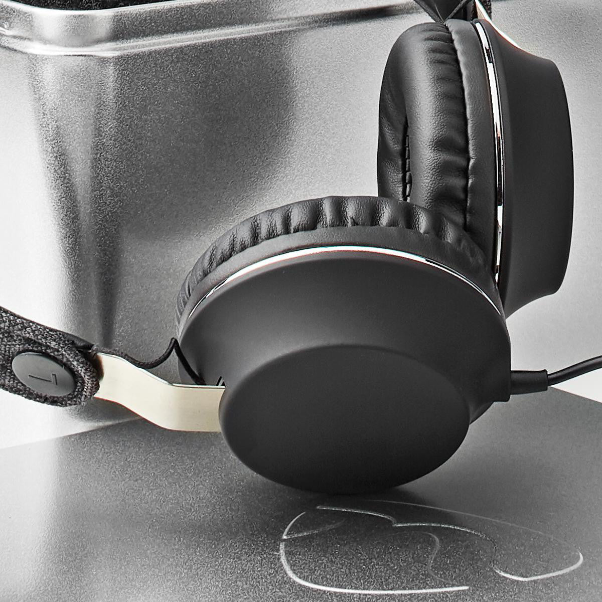 Wired Fabric Headphones | Over-Ear Audio 1.2m Anthracite/Black