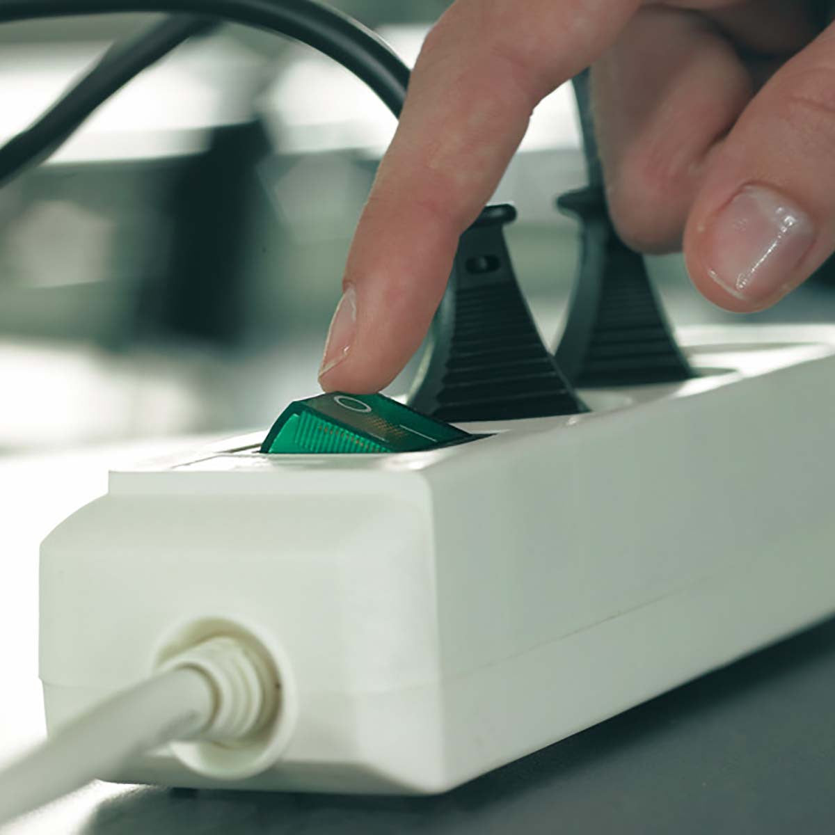 Eco-line 3-way 5.00 m White Extension Socket - Protective Contact