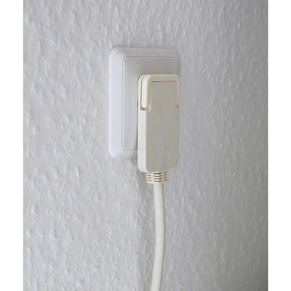 Extensão elétrica Comfort-line de 6 tomadas e 2,00 m, branca - Contacto de proteção