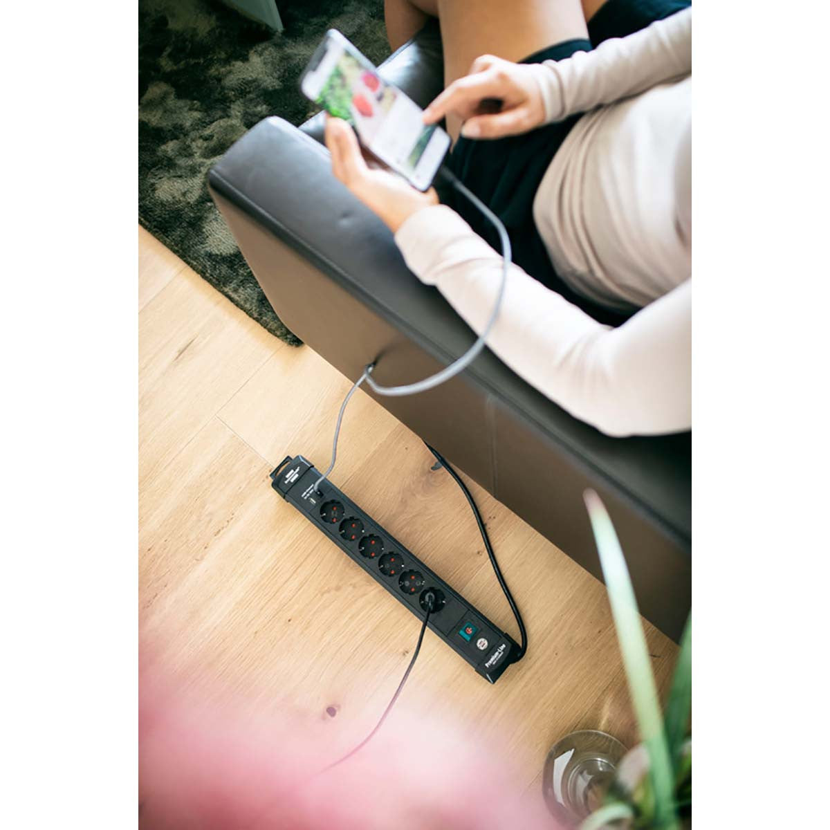 Premium-Line 6-socket power strip with switch and suspension device 3.00 m