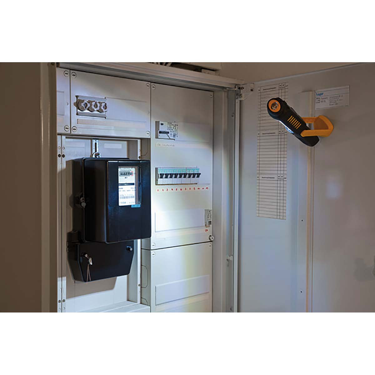 Portable LED Inspection Light with 8+1 Bright SMD LEDs