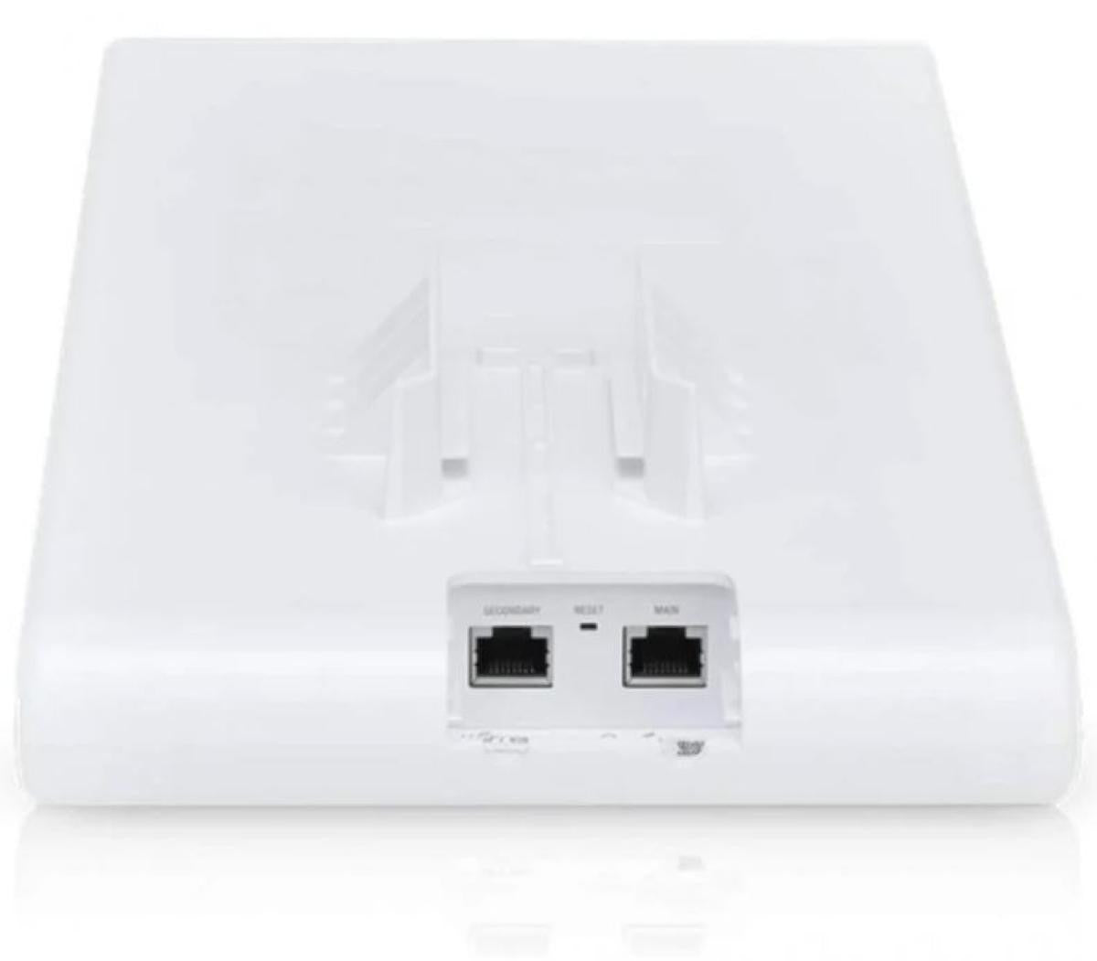 UAP-AC-MESH-PRO access point, Dual band and especially for outdoors.