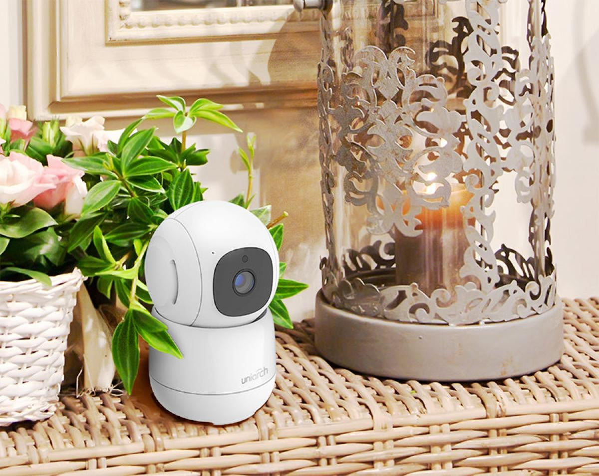 UNIARCH Uho-S1 - WIFI PTZ IP CAMERA 2.1MPX, IR 7MTS, 3.6MM, H.265, INDOOR