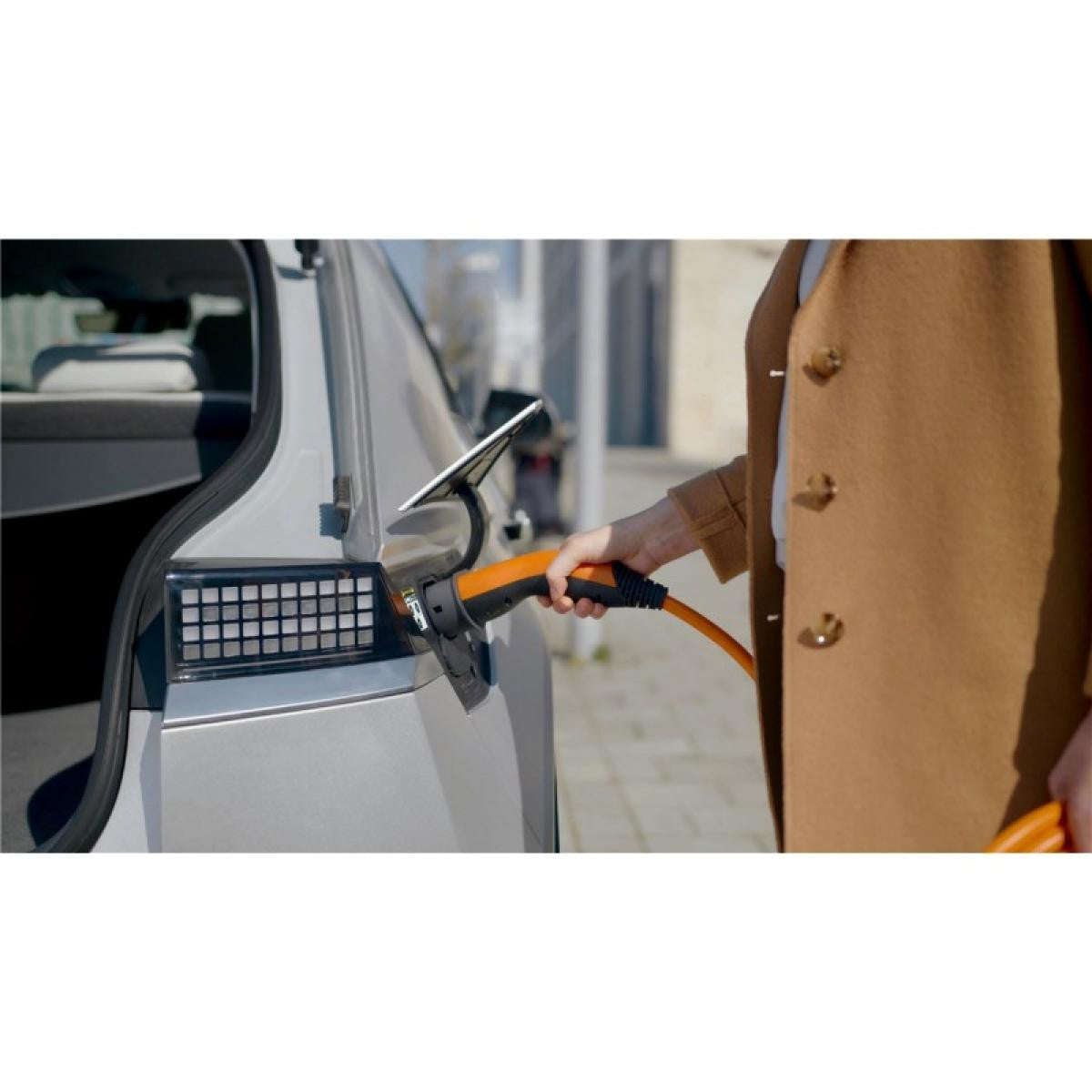 Cabo de carregamento standard tipo 2 ou Mennekes 32A trifásico com potência de carregamento de 22 kW e 5 m de comprimento.