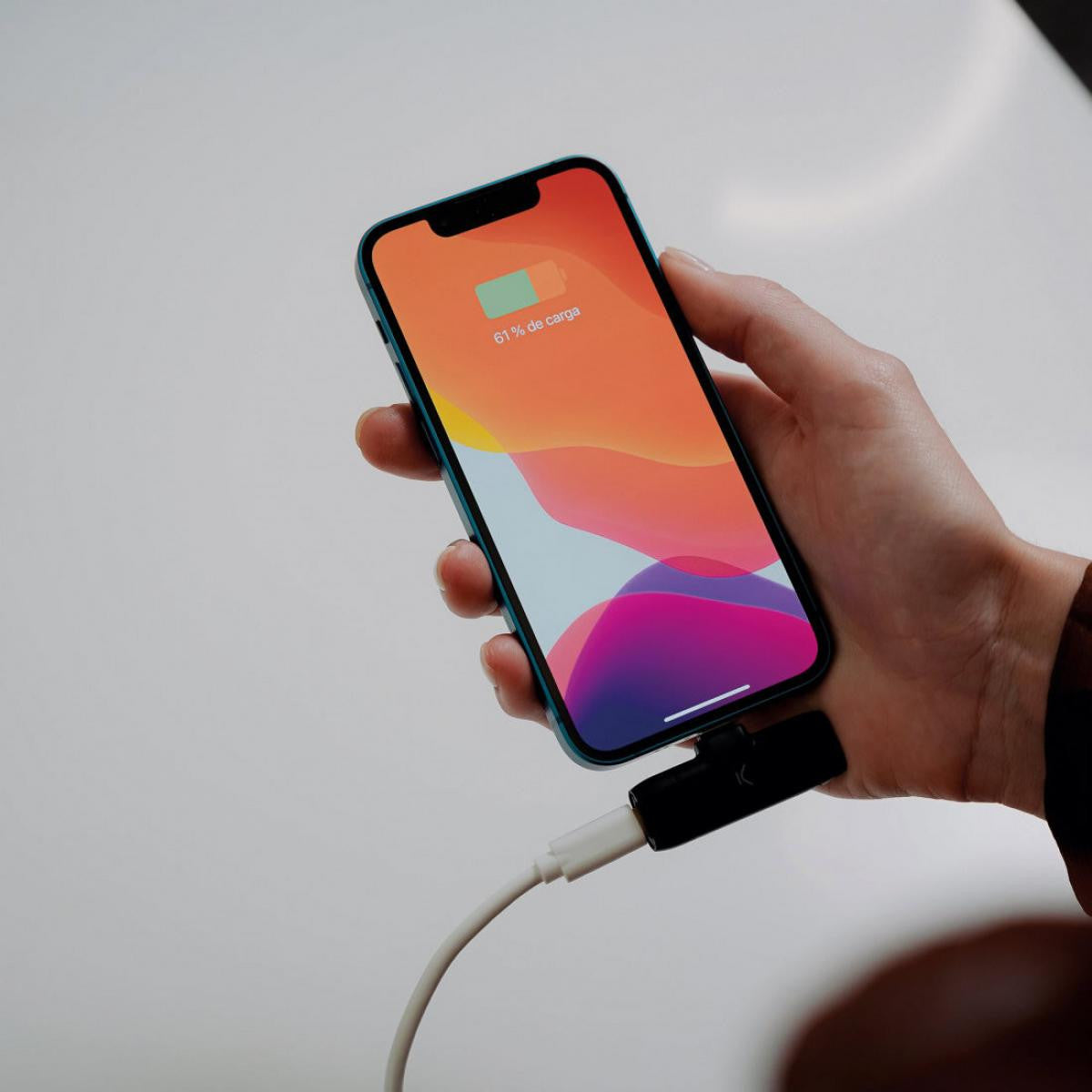 Ksix Wireless Mobile Microphone | Lightning | Receiver and Microphone | Up to 10 hours of battery life | Black