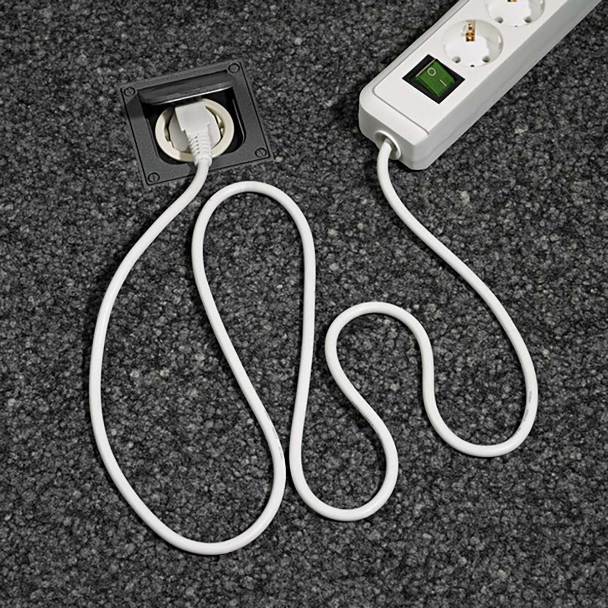 Eco-Line 3-way power strip with switch and contact protection | 1.50 m | TYPE F | White