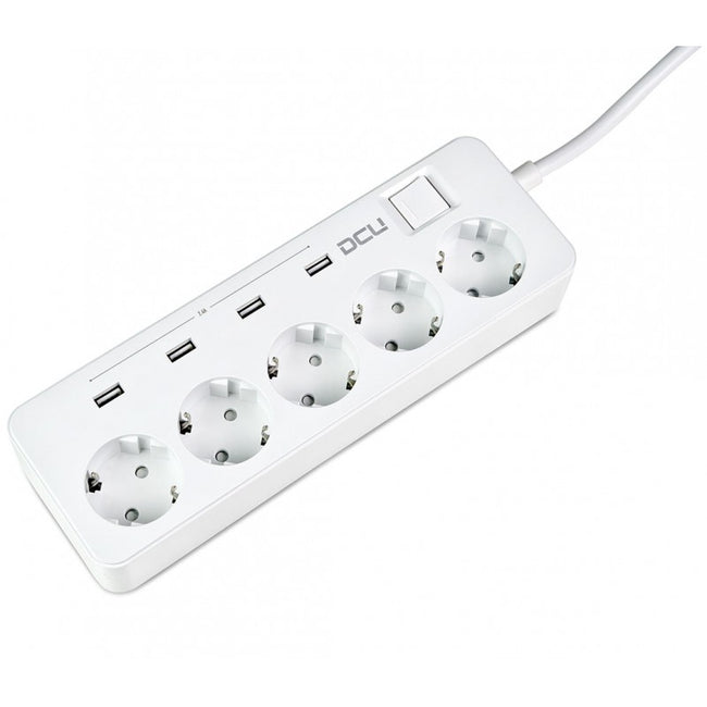 Régua de tomadas com 5 entradas + 4 portas USB