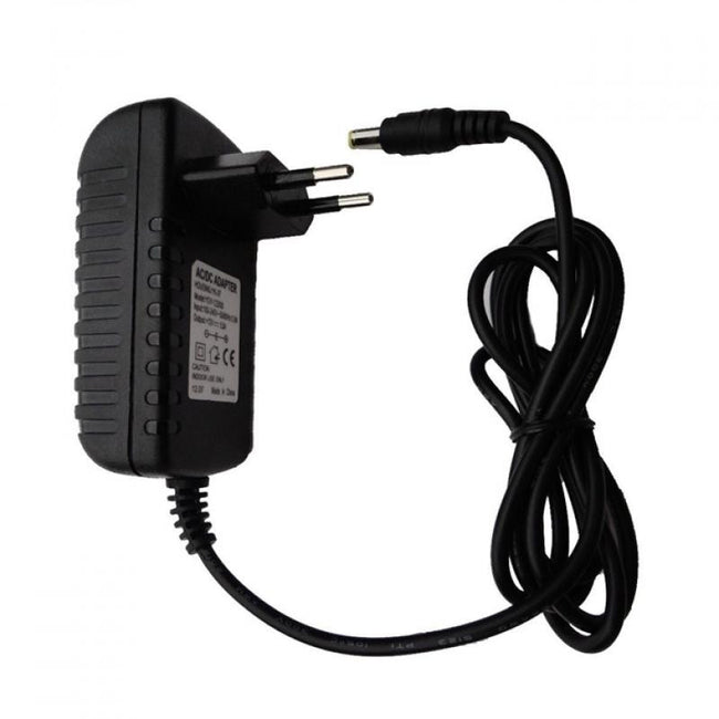 Fonte de alimentação para CCTV 12V com 2 conectores de 5,5x2,1mm. 