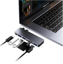 Hub USB com 2 portas USB-A, 3 portas USB, porta Thunderbolt e leitor de cartões SD/Micro SD. 
