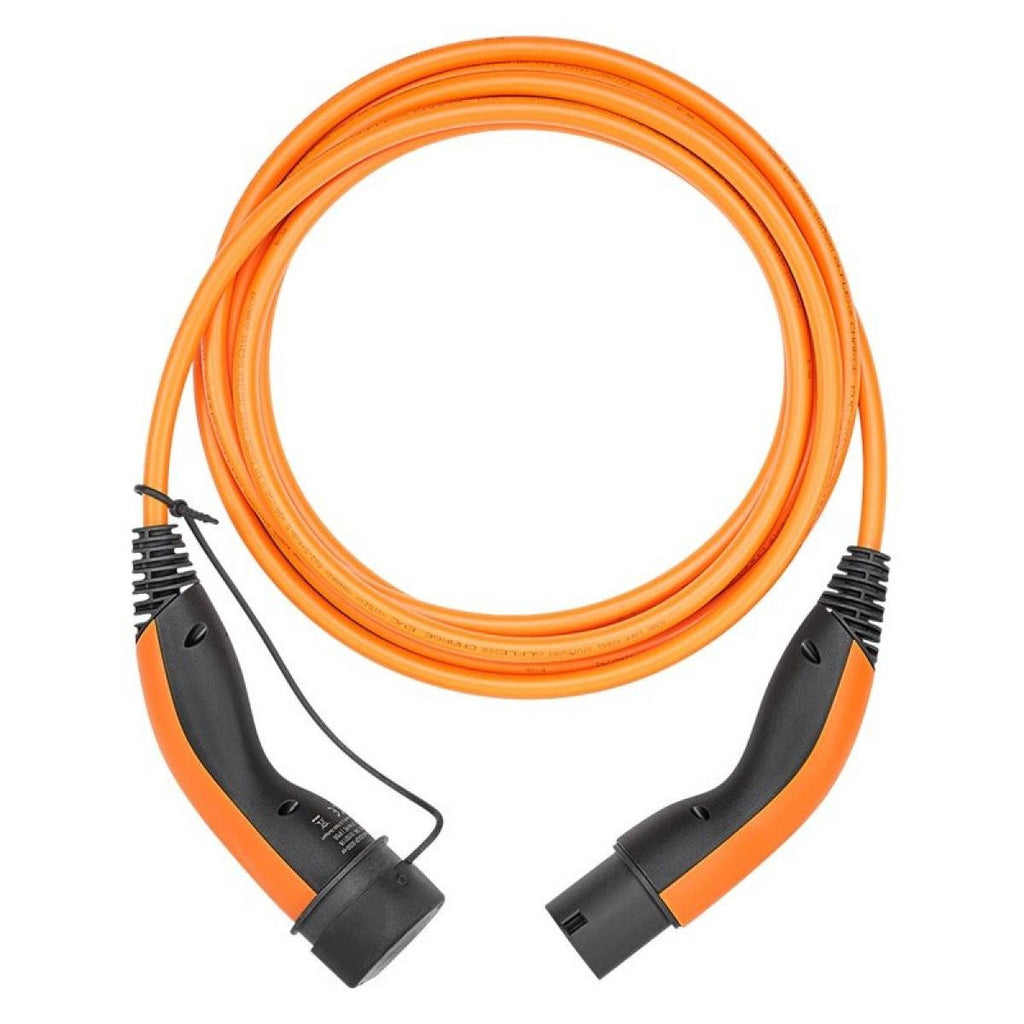 Standard type 2 or Mennekes charging cable, 32A three-phase, 22 kW charging power and 5 m long.