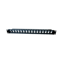 Painel de ligação configurável com 16 tomadas, bastidor 19" 1U