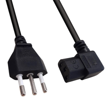 Cabo de alimentação C13 com conector italiano, 2 m
