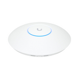 Punto de acceso WiFi 7 con tres radios compatible con 6 GHz. 140 m  de cobertura. Soporta más de 300 dispositivos. Alimentado po